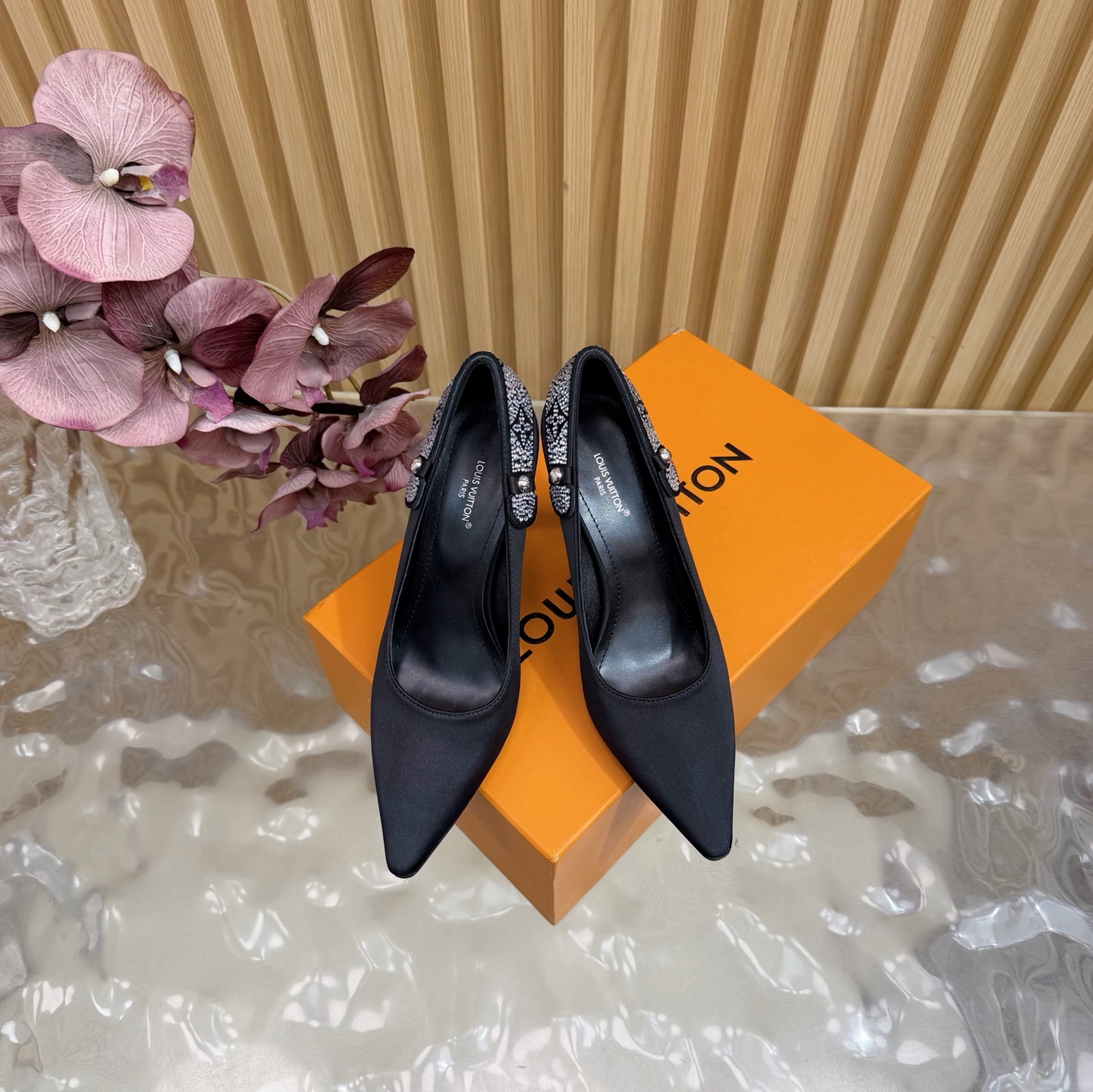 Women's high heels